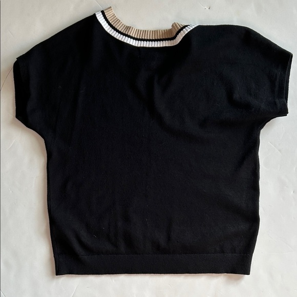 Nordstrom Black V-Neck Sweater with Cream and Tan Trim size S - Picture 2 of 3